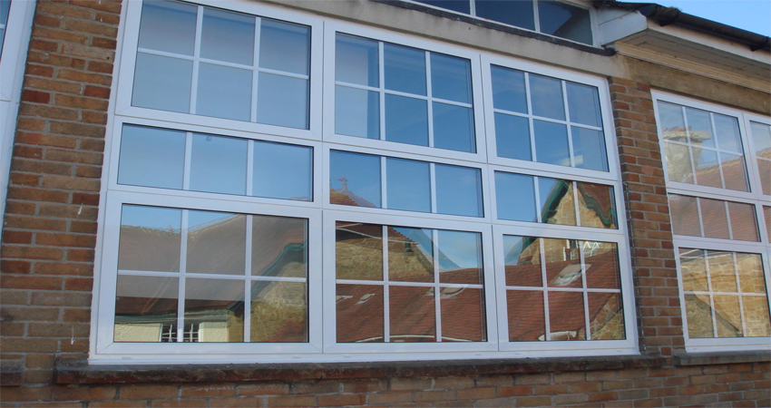شیشه دو جداره برای پنجره اهنی