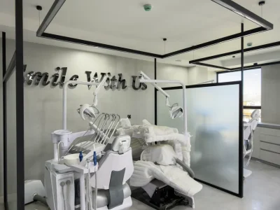 کلینیک دندانپزشکی دکتر یادگاری